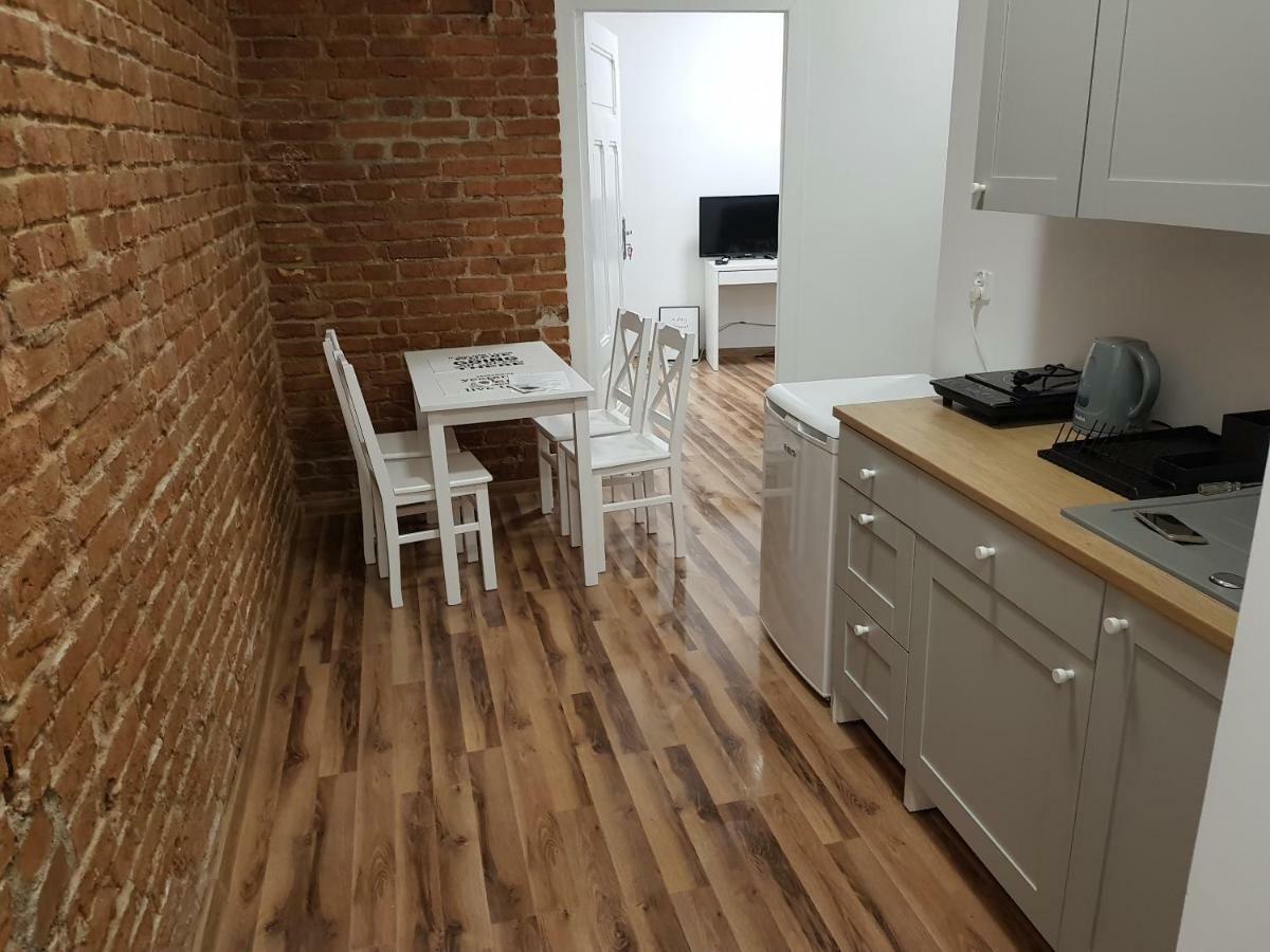 Apartament Nr 15 - 2 Pokoje Z Prywatnymi Lazienkami Centrum Poznan Dış mekan fotoğraf